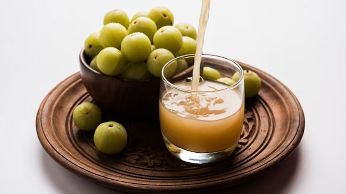 فواید بی نظیر مصرف آب آملا