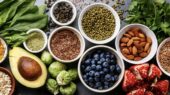 رژیم غذایی مناسب برای مقابله با پیری پوست
